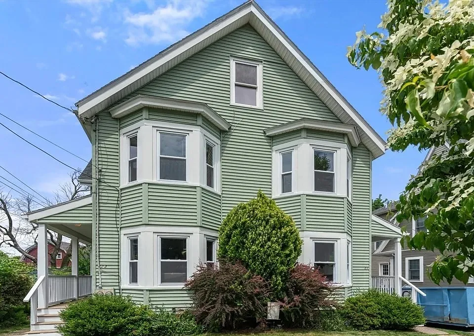 23 Emery St
