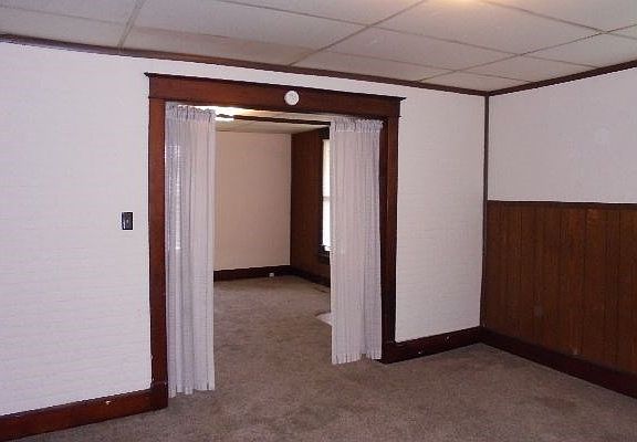 4th image of 104 Jackson St