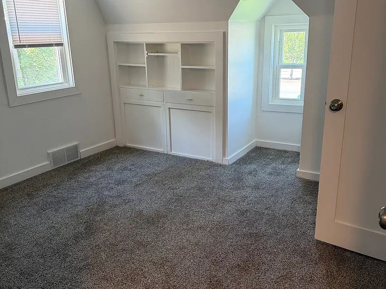 3523 W Ridge Rd — Photo 9