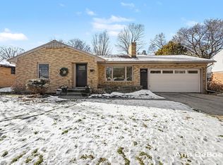 75 Oswego St NW, Grand Rapids, MI 49504