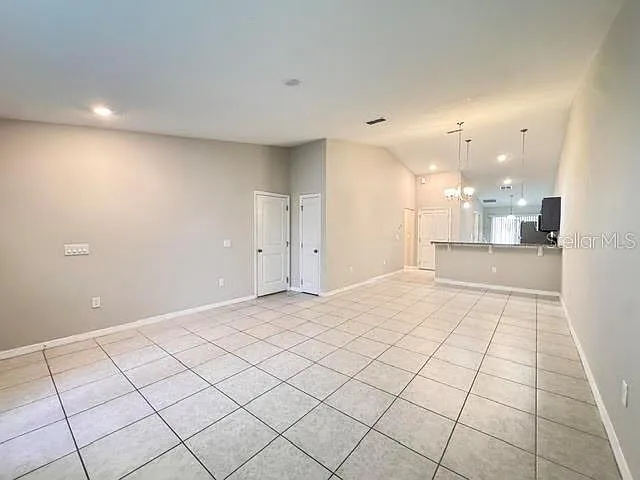 266 Reese Ct — Photo 3