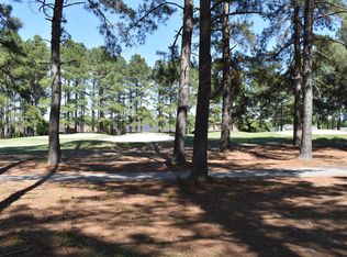 428 N Lake Cir, Manning, SC 29102