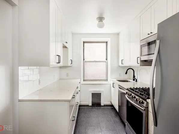 76-10 34th Avenue image 1 of 7