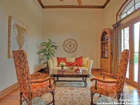 5th image of 7 Highgate Dr
