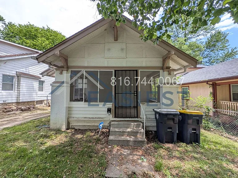 5627 Garfield Ave — Photo 1