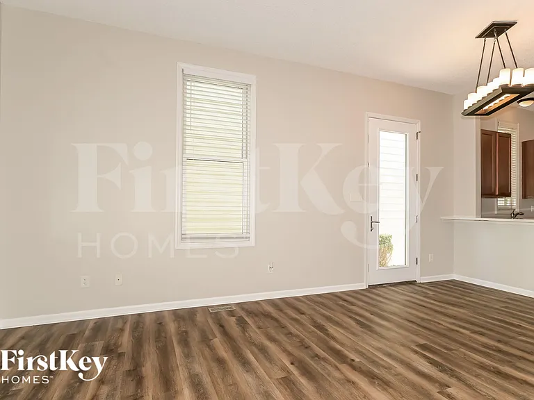 3455 Hiram St — Photo 5