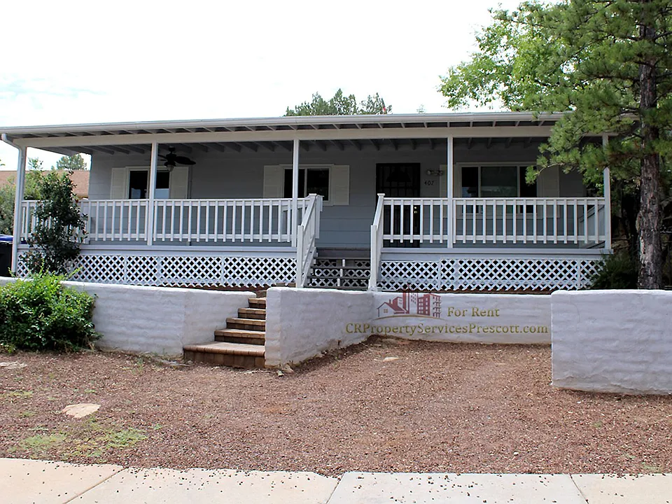 407 Hill Ave