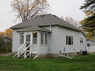 303 N 10th St, Cameron, WI 54822
