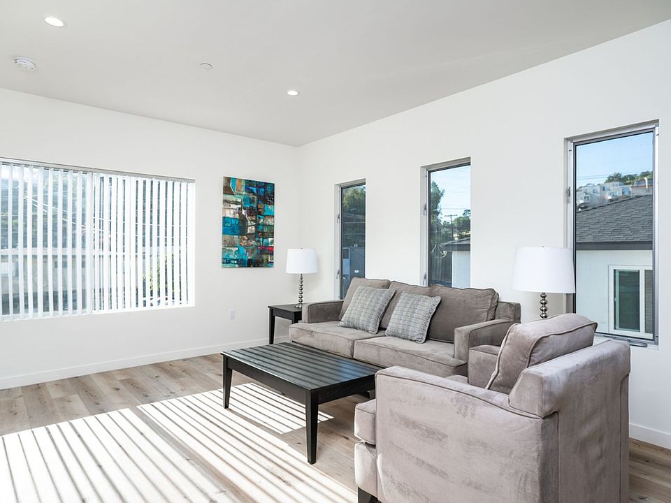 1st image of 3333 Reynard Way APT 12