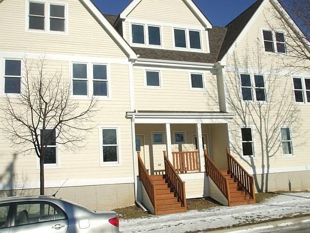 1st image of 408 E Brown St