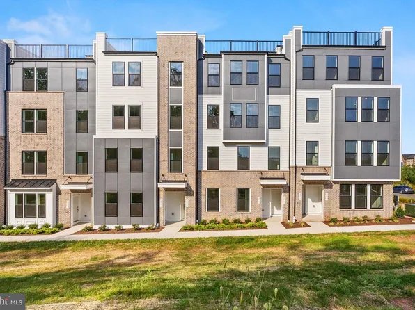 20792 Cloongee Ter, Dulles, VA 20166