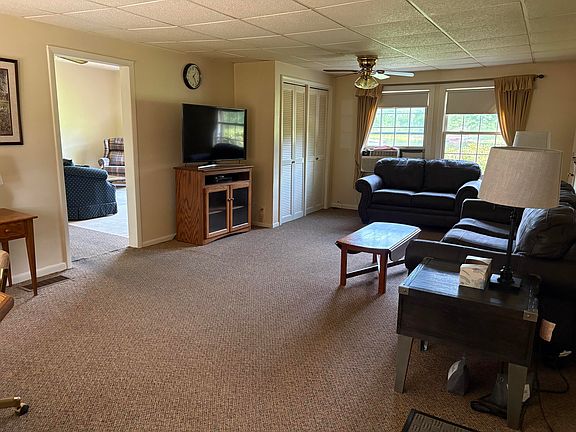 5th image of 378 E Minkler Rd