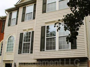 1713 Michael Dr, Pittsburgh, PA