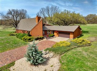 106 Brookview Rd, Pittsburg, KS 66762