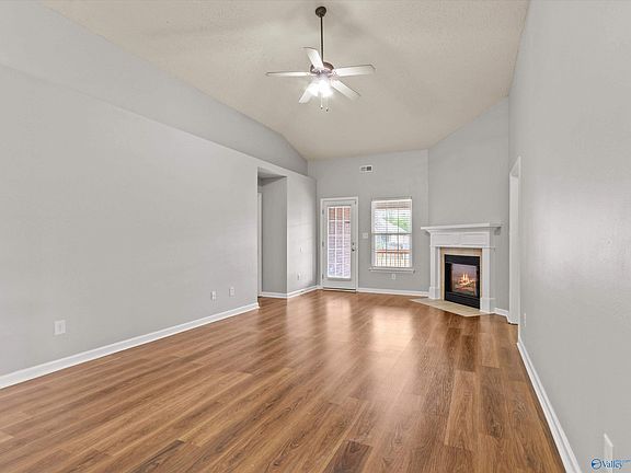 3rd image of 107 Millside Ln
