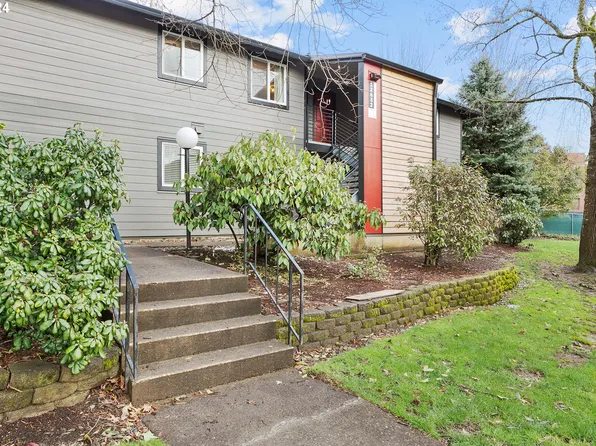 12632 NW Barnes Rd APT 9, Portland, OR 97229