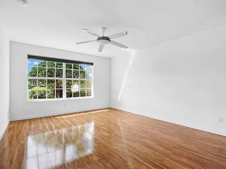 8270 Eleuthera Ln — Photo 9