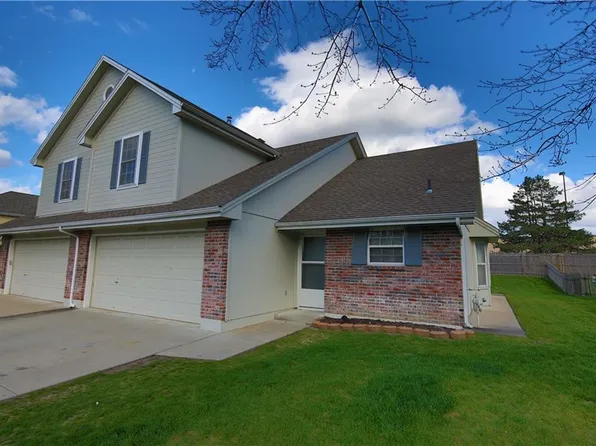 405 SW Hoke Ln, Lees Summit, MO 64081