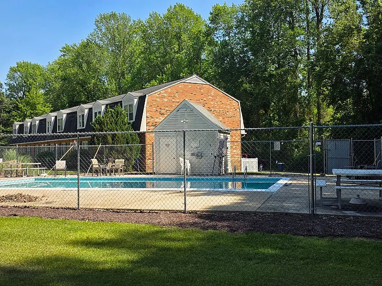6000 River Rd #20 — Photo 11