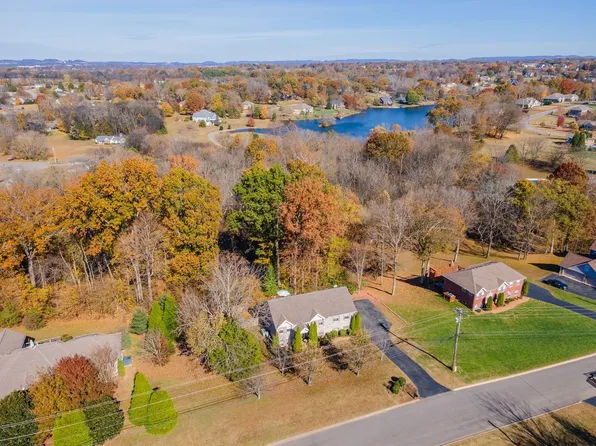 529 Katelyn Dr S, Spring Hill, TN 37174