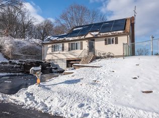 152 Arnold Dr, East Hartford, CT 06108