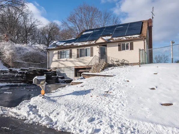 152 Arnold Drive, East Hartford, CT 06108