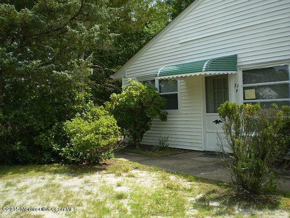3rd image of 31D Brooks Ct