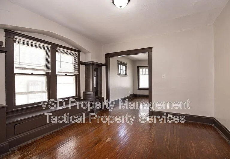 12819 Edmonton Ave #DOWN — Photo 11