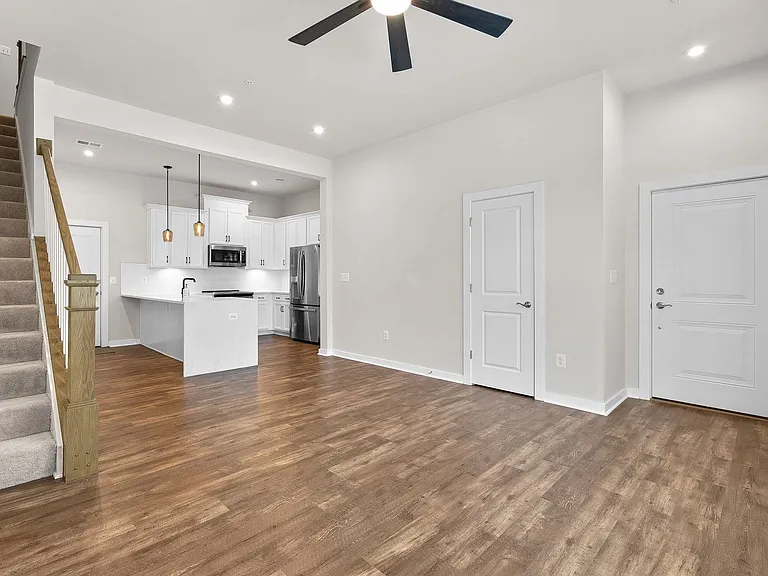 16302 Connors Way #21 — Photo 7