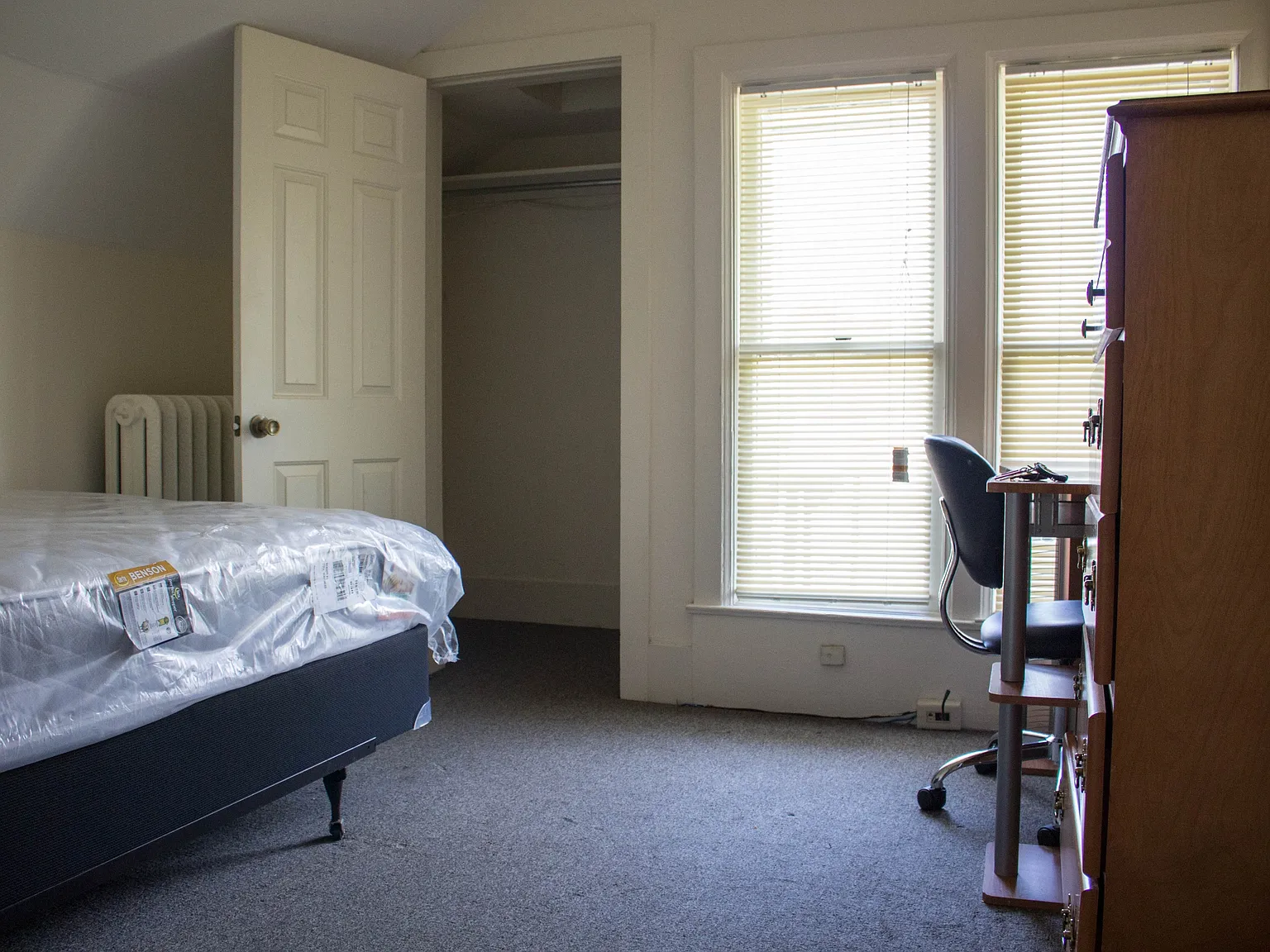 209 Williams Street - 2 — Photo 4