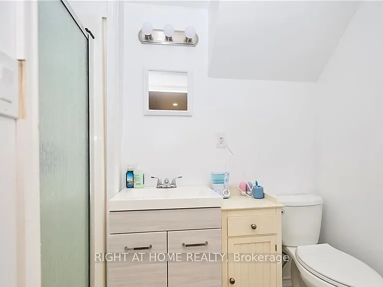 6357 Dorchester Rd — Photo 22