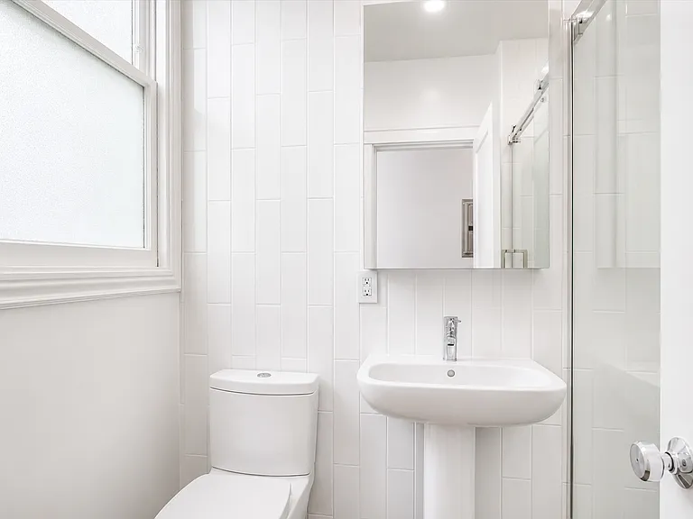 2355 Francisco St #3 — Photo 5