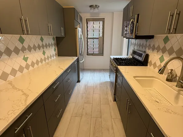 65-15 38th Avenue image 12 of 13