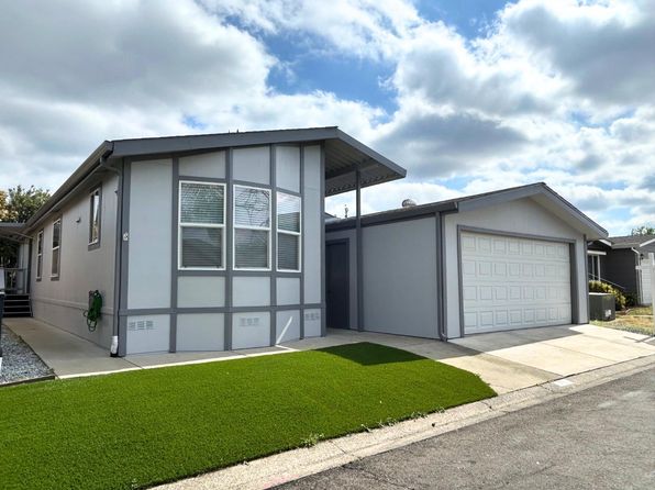 70 Hancock Dr, Roseville, CA 95678