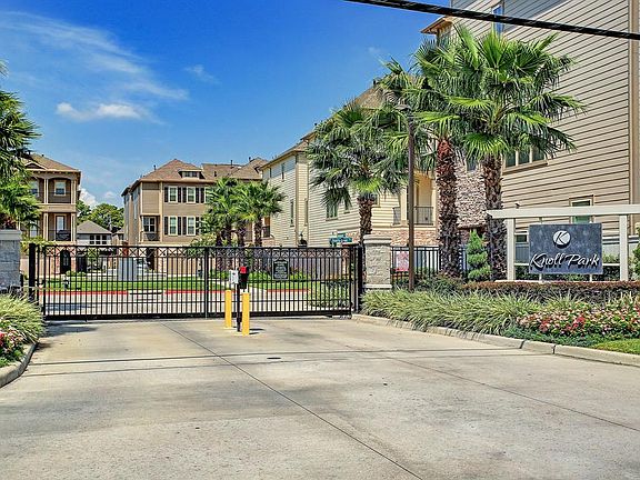 Welcome to Knoll Park, a Lennar community in Spring Branch.