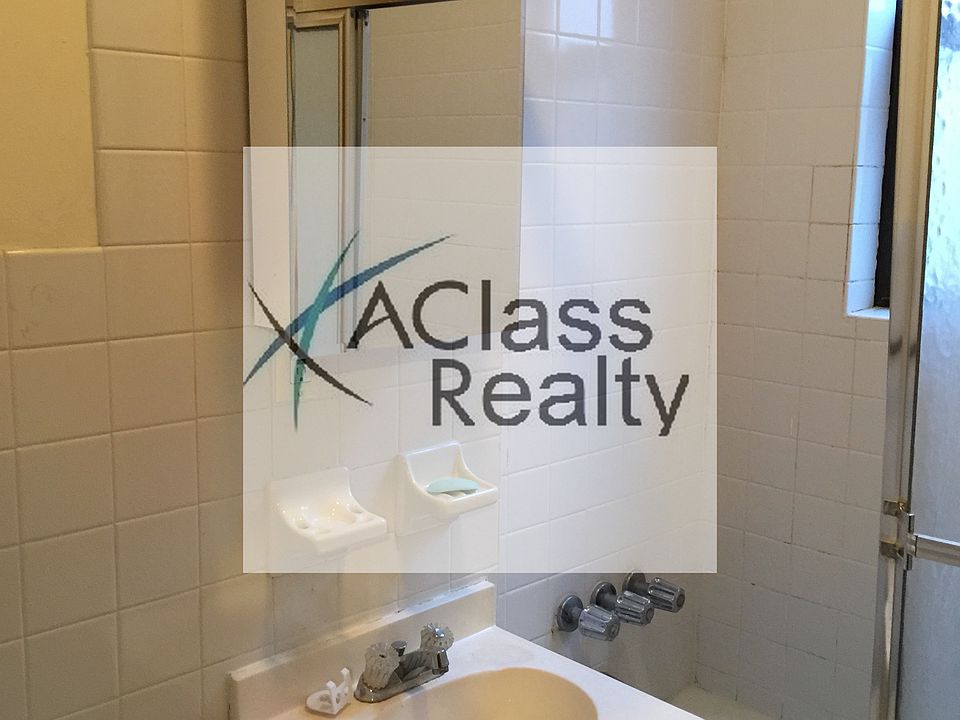 1st image of 2411 41st St APT 2F