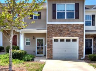 508 Oakside Pl, Acworth, GA 30102