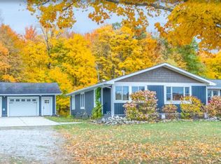 9090 E 32nd Rd, Cadillac, MI 49601