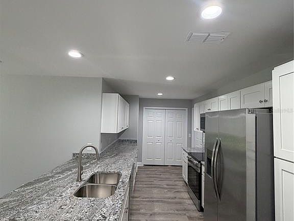 2nd image of 1981 Lemon Dr