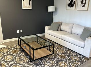 Sunset Park Apartments, Seattle, WA 98146