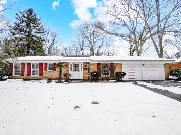 113 Fieldstone Dr, Terrace Park, OH 45174