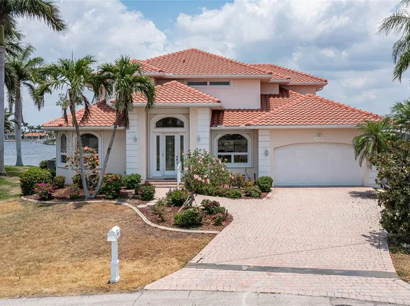 1060 San Mateo Dr, Punta Gorda, FL 33950