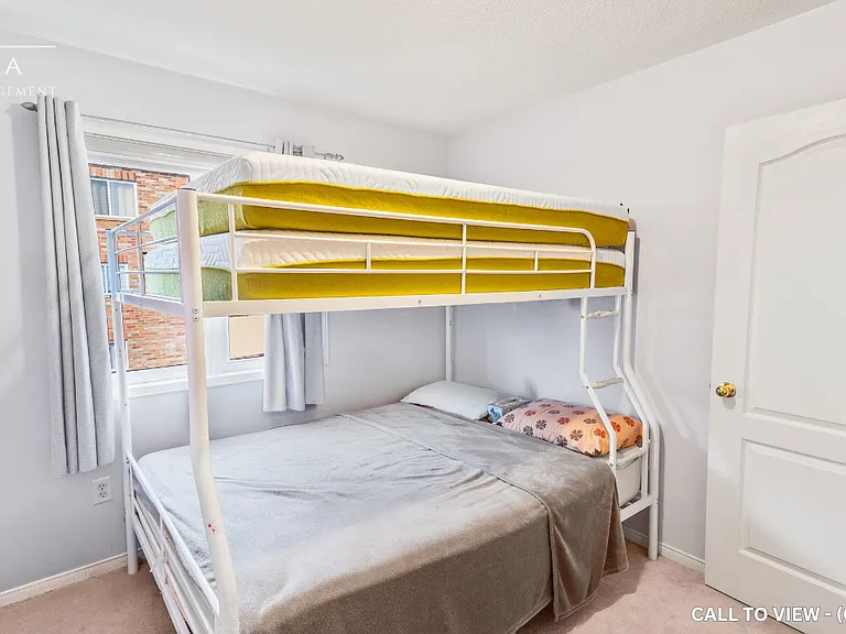 44 Thackery Dr — Photo 15