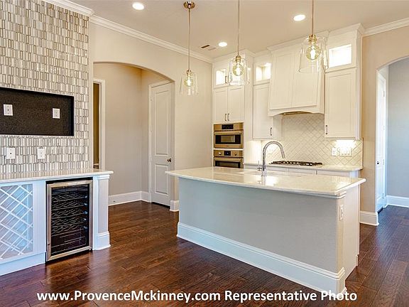 4th image of 3212 Renoir Ln