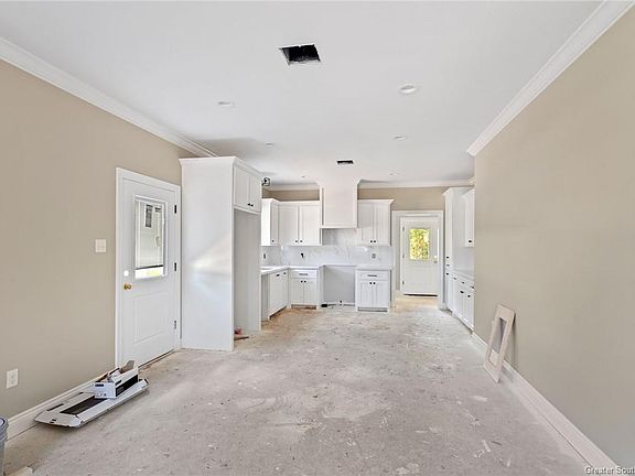 4th image of 1016 11th St