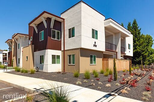 Humboldt Oaks Apartments