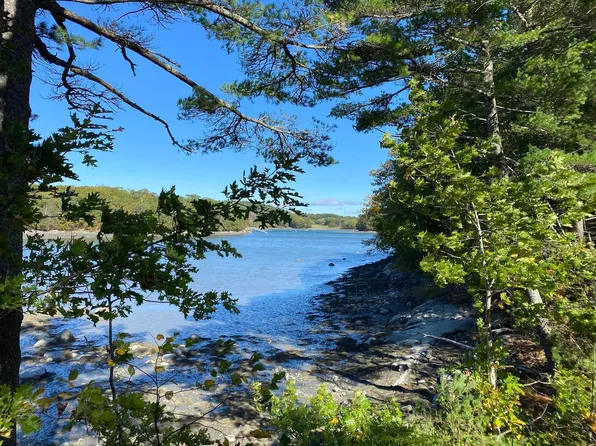 63-2 Ardan Road, Boothbay, ME 04537