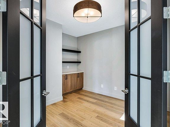 5th image of 65 Norwyck Way