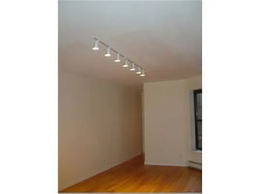 Rented by City Connections Realty | media 44