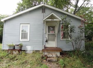 2955 W Page St, Springfield, MO 65802